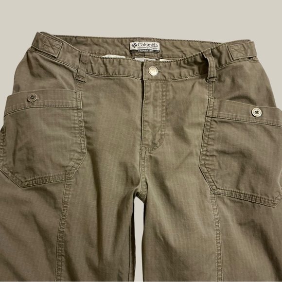 Columbia Women's Khaki Straight Leg Pants - Picture 5 of 6